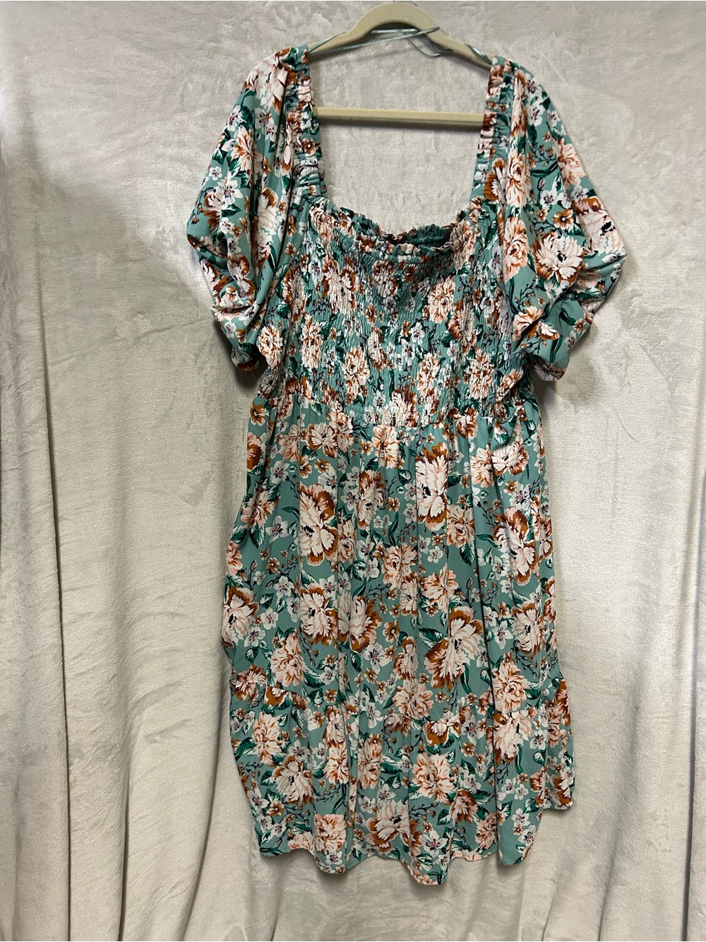 LC Lauren Conrad Teal Floral‎ Smocked Dress